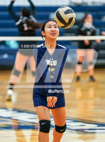Thumbnail 2 in Chandler Prep @ Lincoln Prep photogallery.