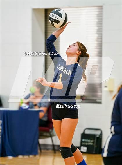 Thumbnail 3 in Chandler Prep @ Lincoln Prep photogallery.