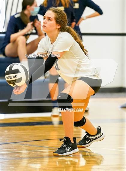 Thumbnail 2 in Chandler Prep @ Lincoln Prep photogallery.