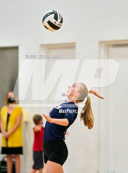 Thumbnail 2 in Chandler Prep @ Lincoln Prep photogallery.