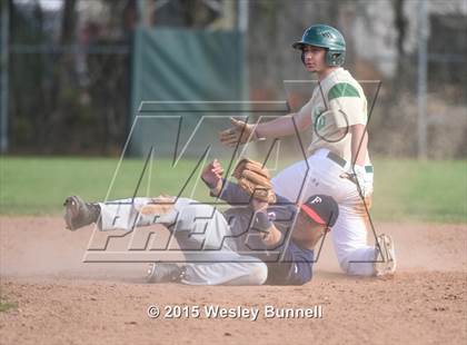 Thumbnail 3 in Foran @ Notre Dame photogallery.