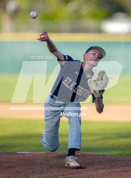 Thumbnail 2 in Elk Grove @ Sheldon photogallery.