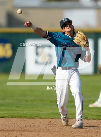 Thumbnail 3 in Elk Grove @ Sheldon photogallery.