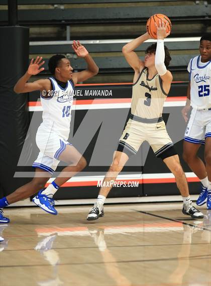 Thumbnail 2 in Birmingham vs Crenshaw (The Beverly Hills Basketball Tournament) photogallery.
