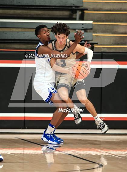 Thumbnail 1 in Birmingham vs Crenshaw (The Beverly Hills Basketball Tournament) photogallery.