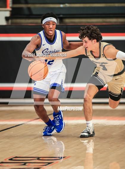 Thumbnail 2 in Birmingham vs Crenshaw (The Beverly Hills Basketball Tournament) photogallery.