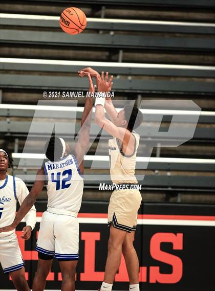Thumbnail 1 in Birmingham vs Crenshaw (The Beverly Hills Basketball Tournament) photogallery.