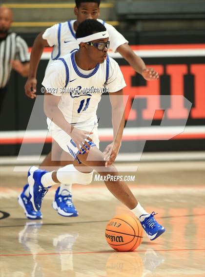 Thumbnail 1 in Birmingham vs Crenshaw (The Beverly Hills Basketball Tournament) photogallery.
