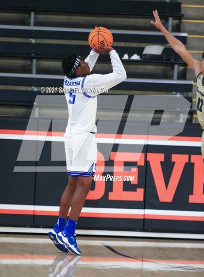Thumbnail 1 in Birmingham vs Crenshaw (The Beverly Hills Basketball Tournament) photogallery.