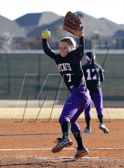 Thumbnail 2 in Crandall vs Hallsville (Forney-North Forney Invitational) photogallery.