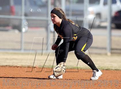 Thumbnail 1 in Crandall vs Hallsville (Forney-North Forney Invitational) photogallery.