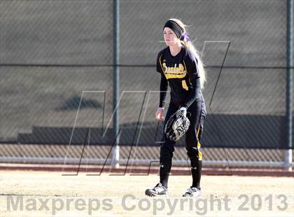 Thumbnail 3 in Crandall vs Hallsville (Forney-North Forney Invitational) photogallery.