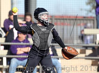 Thumbnail 3 in Crandall vs Hallsville (Forney-North Forney Invitational) photogallery.