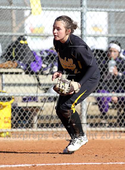 Thumbnail 2 in Crandall vs Hallsville (Forney-North Forney Invitational) photogallery.