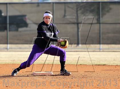 Thumbnail 3 in Crandall vs Hallsville (Forney-North Forney Invitational) photogallery.