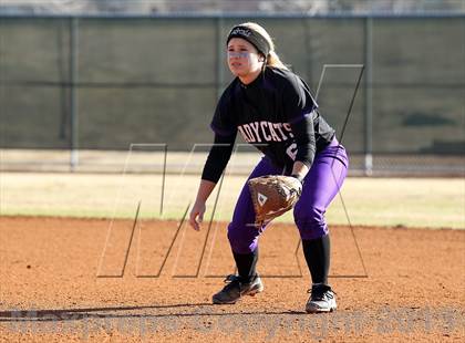 Thumbnail 3 in Crandall vs Hallsville (Forney-North Forney Invitational) photogallery.