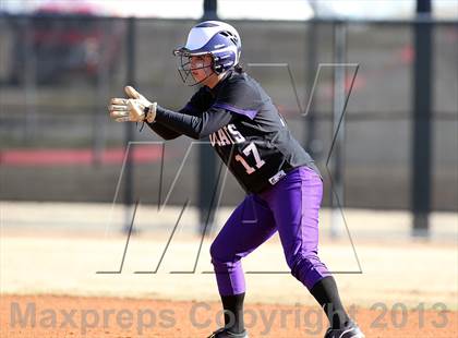 Thumbnail 1 in Crandall vs Hallsville (Forney-North Forney Invitational) photogallery.