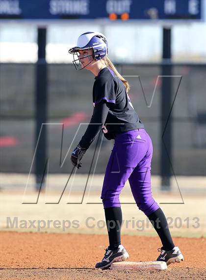 Thumbnail 1 in Crandall vs Hallsville (Forney-North Forney Invitational) photogallery.