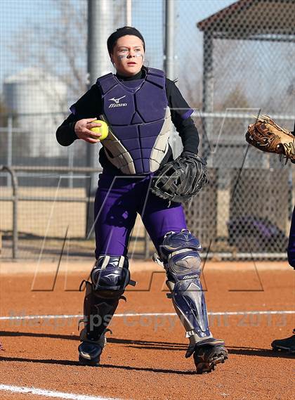 Thumbnail 1 in Crandall vs Hallsville (Forney-North Forney Invitational) photogallery.