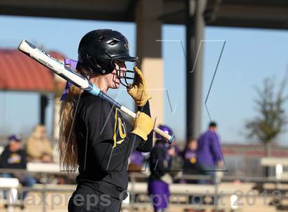 Thumbnail 2 in Crandall vs Hallsville (Forney-North Forney Invitational) photogallery.