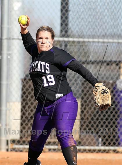 Thumbnail 2 in Crandall vs Hallsville (Forney-North Forney Invitational) photogallery.