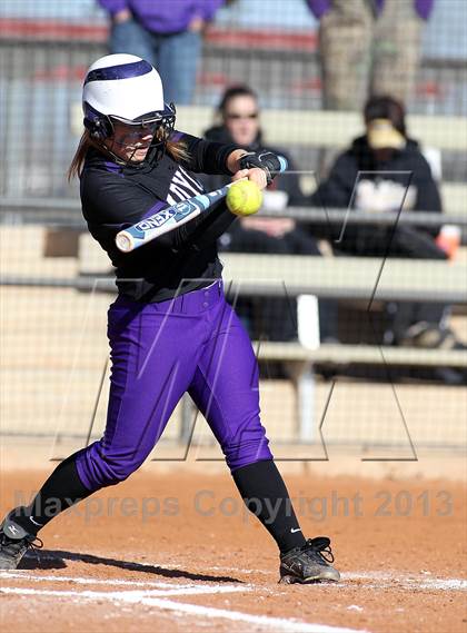 Thumbnail 2 in Crandall vs Hallsville (Forney-North Forney Invitational) photogallery.