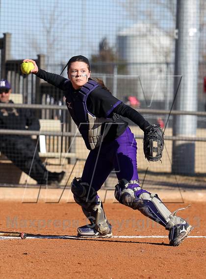 Thumbnail 3 in Crandall vs Hallsville (Forney-North Forney Invitational) photogallery.