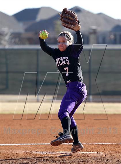 Thumbnail 2 in Crandall vs Hallsville (Forney-North Forney Invitational) photogallery.