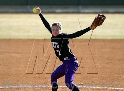 Thumbnail 1 in Crandall vs Hallsville (Forney-North Forney Invitational) photogallery.