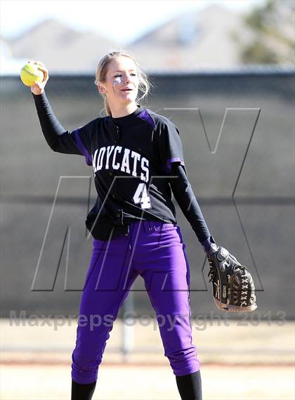 Thumbnail 1 in Crandall vs Hallsville (Forney-North Forney Invitational) photogallery.