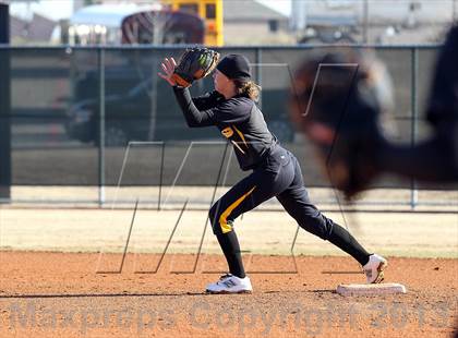 Thumbnail 3 in Crandall vs Hallsville (Forney-North Forney Invitational) photogallery.