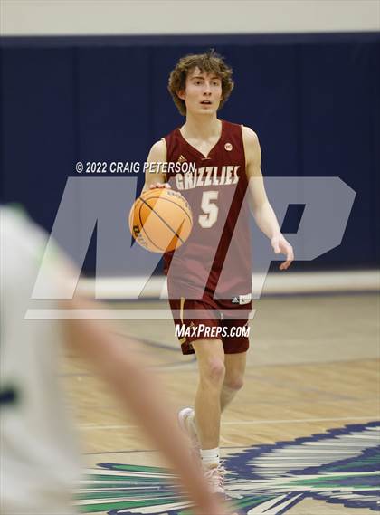 Thumbnail 2 in Logan @ Ridgeline (Sophomore) photogallery.