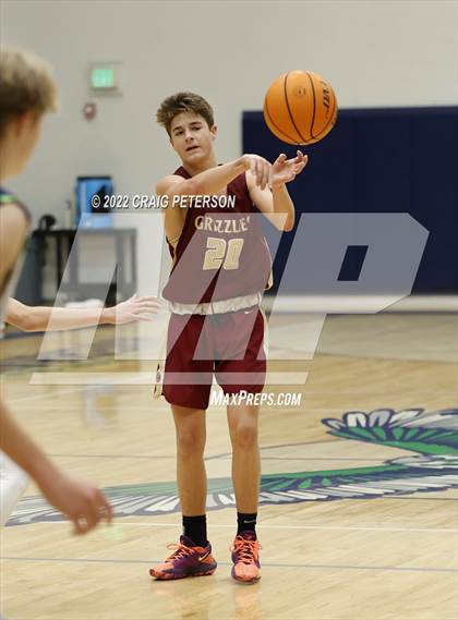 Thumbnail 1 in Logan @ Ridgeline (Sophomore) photogallery.