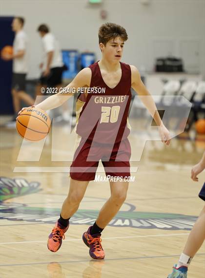 Thumbnail 1 in Logan @ Ridgeline (Sophomore) photogallery.