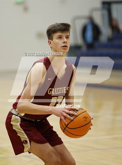 Thumbnail 3 in Logan @ Ridgeline (Sophomore) photogallery.