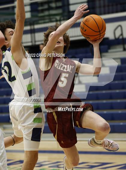 Thumbnail 3 in Logan @ Ridgeline (Sophomore) photogallery.