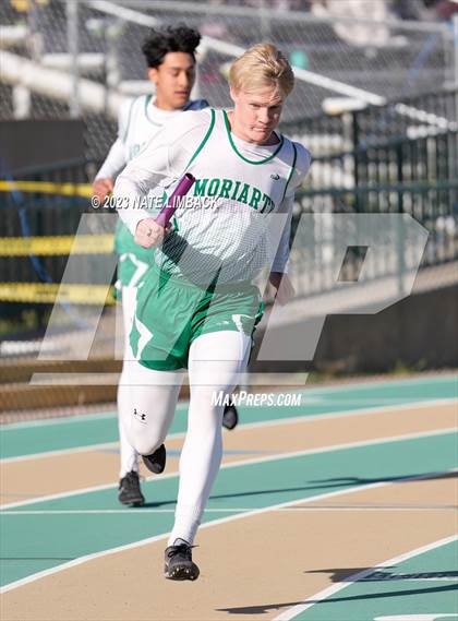 Thumbnail 3 in Larry Baca Memorial Invitational Track Meet photogallery.