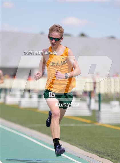 Thumbnail 3 in Larry Baca Memorial Invitational Track Meet photogallery.