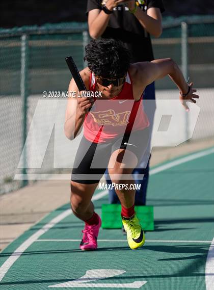 Thumbnail 1 in Larry Baca Memorial Invitational Track Meet photogallery.