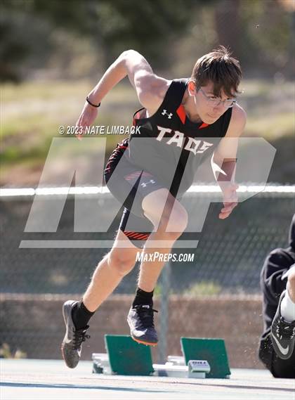 Thumbnail 1 in Larry Baca Memorial Invitational Track Meet photogallery.