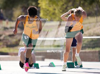 Thumbnail 2 in Larry Baca Memorial Invitational Track Meet photogallery.