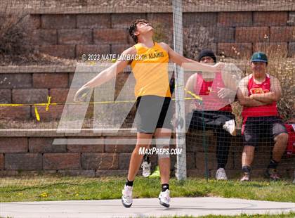 Thumbnail 2 in Larry Baca Memorial Invitational Track Meet photogallery.
