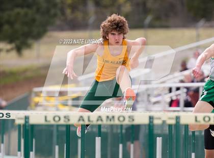 Thumbnail 1 in Larry Baca Memorial Invitational Track Meet photogallery.