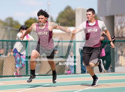 Thumbnail 3 in Larry Baca Memorial Invitational Track Meet photogallery.