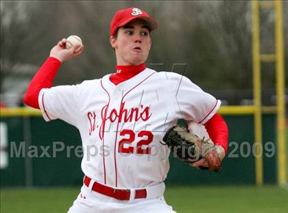 Thumbnail 3 in St. John the Baptist vs. Kellenberg Memorial photogallery.