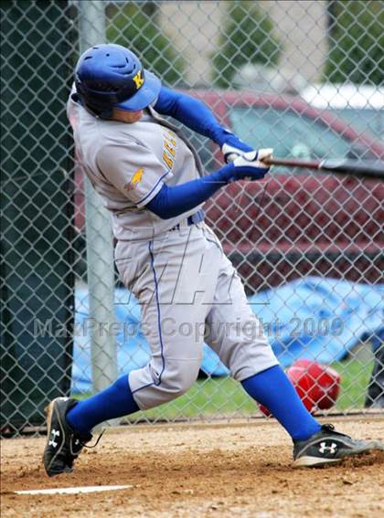 Thumbnail 1 in St. John the Baptist vs. Kellenberg Memorial photogallery.