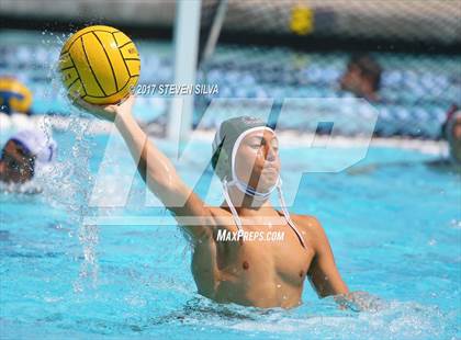 Thumbnail 3 in Helix vs. La Jolla Country Day (12th Annual Draz Classic) photogallery.