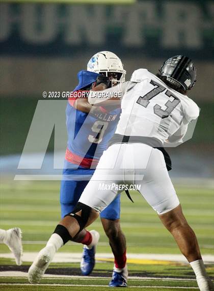 Thumbnail 1 in Martin vs Allen (UIL 6A Football Area) photogallery.
