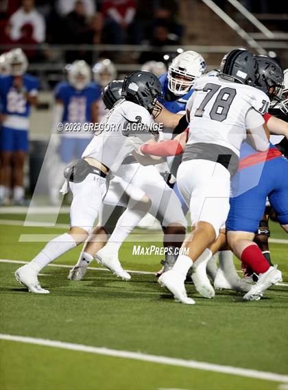 Thumbnail 3 in Martin vs Allen (UIL 6A Football Area) photogallery.