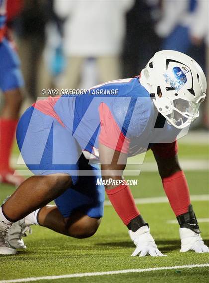 Thumbnail 3 in Martin vs Allen (UIL 6A Football Area) photogallery.